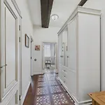 Old Town Traditional Апартаменти Рига
